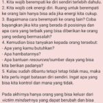 Gina S. Noer Instagram - Catatan dari rutinitas ke psikolog yang sepertinya perlu dibagi di saat banyak orang yang ragu saling membantu. Bukan soal bantu uang ya, tapi juga soal bantuan yang lain. Ini klasik tapi sering dilupa: berusaha jadi orang yang lebih baik itu, harus seiring sama pemahaman banyak doa, ikhlas, percaya kalau Tuhan pasti bantu dan tahu yang terbaik. Walau di sisi lain, ujian membantu orang itu juga banyak. Seiring waktu, ada aja orang yang 'taken us for granted' atau kita coba bantu tapi malah kita yang kecipratan masalah. Kadang masalahnya kecil, kadang besar sampai diri ini overwhelmed 🥲 Tapi kalau dipikir-pikir, ya namanya juga berusaha, pasti ada aja tesnya. Karena esensinya hidup sebenarnya soal kerendah hatian. Kita bisa terus ada, berjalan, dan tumbuh juga karena ada saja orang-orang baik yang mau bantu kita. Sebaliknya, kita belum bisa bantu bukan berarti kita gagal atau tega. Mengenal batasan diri justru awalan untuk merawat energi baik. Mungkin pada akhirnya seni membantu dan dibantu membawa kita untuk terus belajar setara memandang sesama manusia. Memberi bantuan itu ujian ketulusan dan meminta bantuan justru ujian keberanian untuk menerima kerapuhan kita sebagai manusia biasa.
