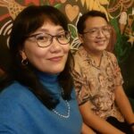 Gina S. Noer Instagram - Happy happy happy sweet seventeenth 🩵🩵😘😘 Eh... ralat, ternyata udah 18 tahun guys 😂😂😂😂 Baru pada inget.
