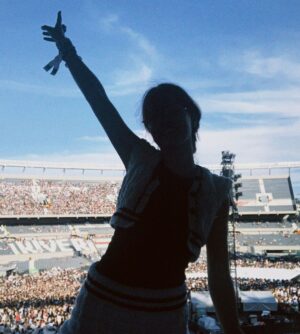 Ginebra Vega Instagram - ustedes me conocen así que se imaginarán por qué no puedo poner en palabras la noche que viví🥹🥹 taylor swift me regaló el show de mi vida<3 gracias a todas las swifties con las que compartí que le hicieron la tarde