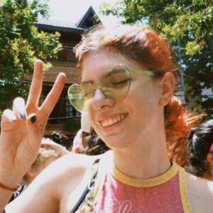 Ginebra Vega Instagram - desde que tengo 13 años que este tipo no para de hacerme feliz

✨banana✨
