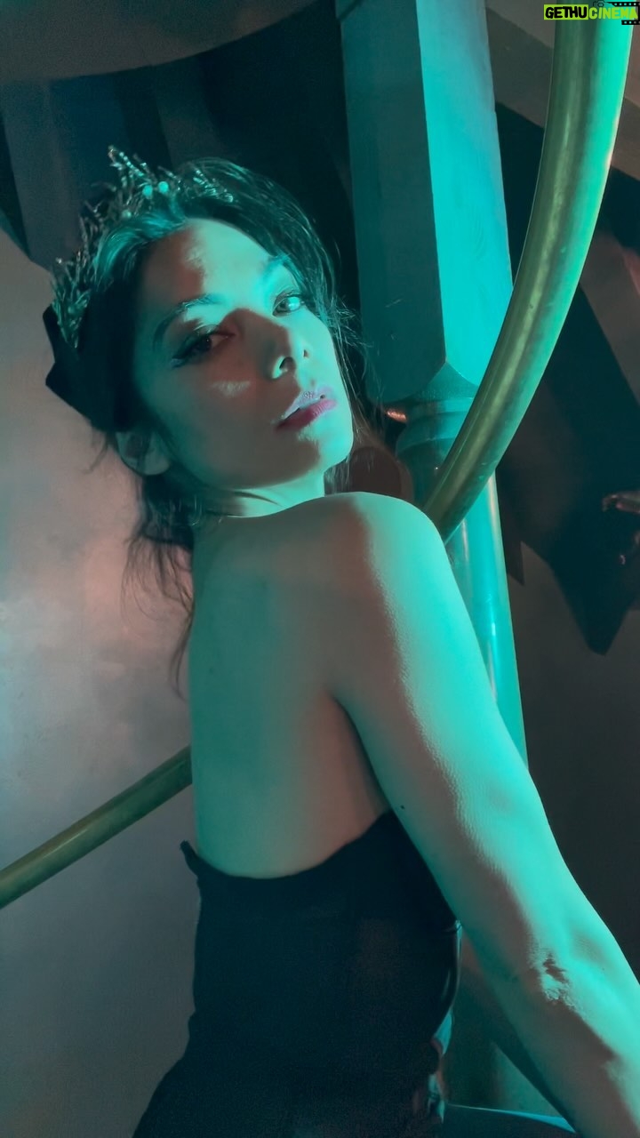 Ginger Gonzaga - 1.3K Likes - Just being an evil queen.