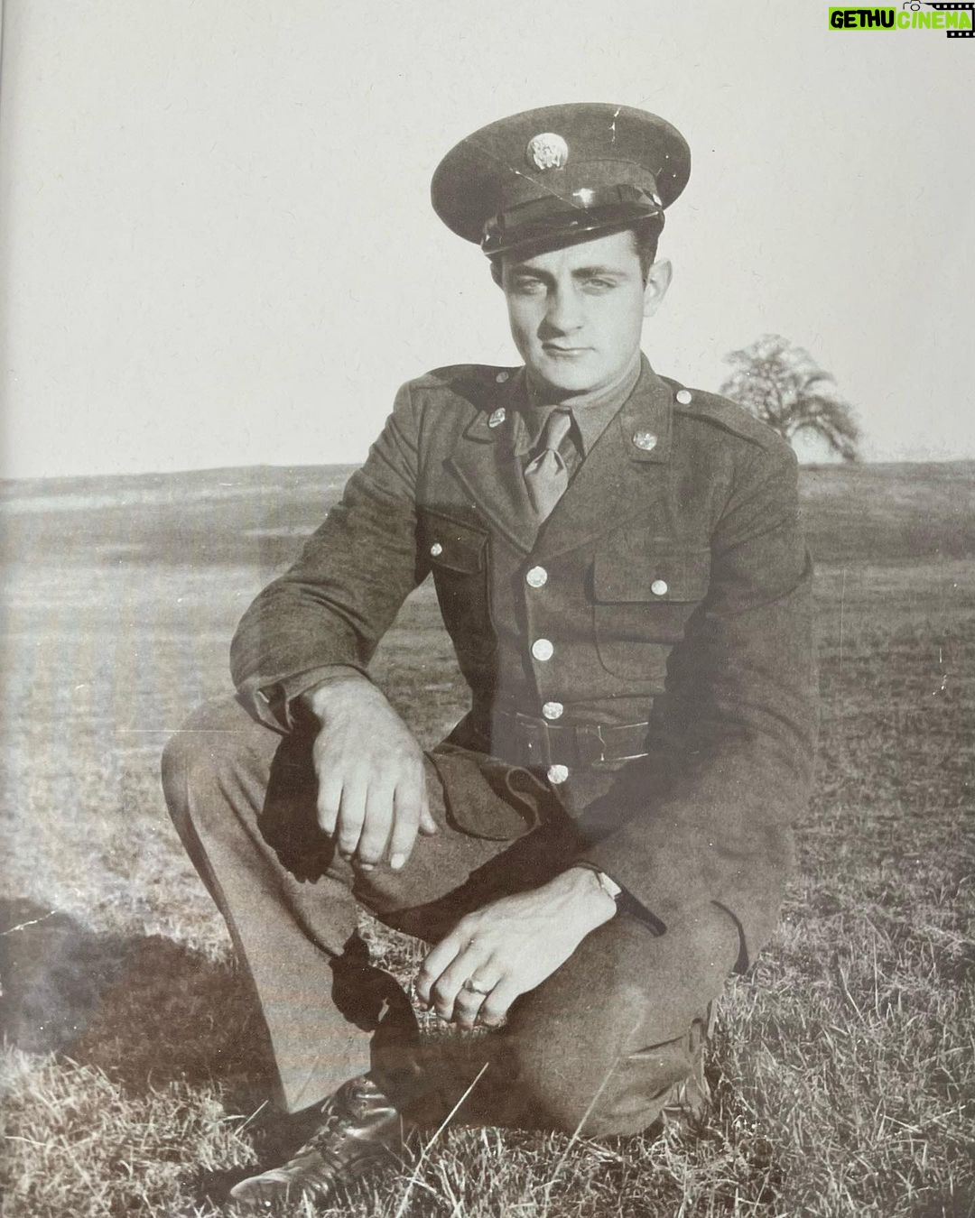 Ginger Gonzaga Instagram - Wishing a comfy cozy #veteransday to both the fanciest of fancy vets, @therealczcolonlopez and the simplest of soldiers, my grandpa. This is recently retired SEAC CZ Lopez and what a light he and his wife Janet are. Thank you BOTH for your service. So grateful to have ever been in their orbit. Thank you CZ for being so vocal in regard to #mentalhealthcare for our service members. As someone who lost a veteran friend after he was put on a “mental health care waitlist,” I can’t thank you enough for being such a hero in every way. Thank you for your sass, your swearing, your smarts and your service. Thanks to all the vets out there and our wounded warriors. 🤍And love you forever grandpa, and thinking of you often MB.🤍