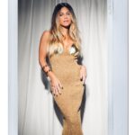 Giovanna Ewbank Instagram - Me preparando pra mais essa semana insaaaana de trabalho…já tô EXAUSTA, porém BELA! A ideia é essa neh?? Concordam??? Kkkkk…✨ @schiaparelli @carlosesser @cleidearaujo @maiconvechii @bebella.coelho @gnt PH @saullomoreira