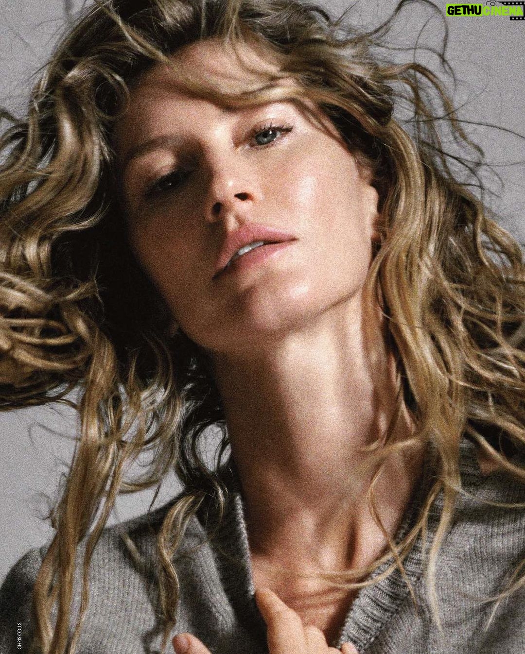 Gisele Bündchen Instagram - New @ellefr Photo: @chriscolls Style: @sagliogeraldine Hair: @bobrecine Makeup: @romyglow Nails: @deborahlippmann