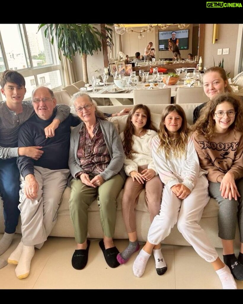 Gisele Bündchen Instagram - Família ❤️ Family