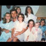 Gisele Bündchen Instagram - Happy Mother’s Day to all the mom’s out there who with their infinite love can move mountains. Sending you all my love and reverence, especially to my mom , my wonder woman, a warrior who raised six daughters with so much love and care. Love you, mom! ❤️ Feliz Dia das Mães para todas as mamães que com seu amor infinito podem mover montanhas. Envio a vocês todo meu amor e reverência, especialmente para minha mãe, minha mulher maravilha, uma guerreira que criou seis filhas com tanto amor e carinho. Te amo mãe!
