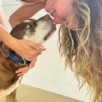 Gisele Bündchen Instagram - Pure love!! I am convinced they are little angels on Earth. Happy Valentine's Day to all! ❤️❤️❤️ Amor puro!! Tenho certeza que eles são anjinhos na Terra.