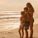 Gisele Bündchen Instagram - A mother’s love. An indescribable feeling that challenges and inspires us to be better for our children--and to our children. I feel blessed to keep receiving the gift of being a mother to special beings who teach me so much every day. Congratulations to all the mothers of the world! I send you all my love and reverence, especially to my own mother, my wonder woman, a warrior who raised her six daughters with such love and care. Love you, mom! ❤️ Amor de mãe. Um sentimento indescritível, incalculável que nos desafia e inspira a sermos melhores pelos filhos e para eles. Me sinto abençoada por ter recebido o presente de ser mãe de seres tão especiais, que me ensinam tanto todos os dias. Parabéns a todas as mães! Mandando todo meu amor e minha reverência pra vocês e, em especial, para minha ‘mãe, minha mulher maravilha’, guerreira que criou com todo o seu amor e cuidado suas 6 filhas. Te amo mãe !