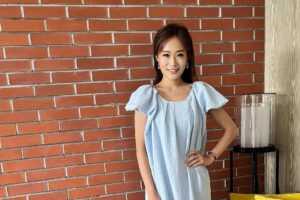 Gladys Lee Instagram - #台南國際遊艇生活節

週末快閃台南主持第一屆台南國際遊艇生活節：國際遊艇論壇，航港局攜手府城打造遊艇休閒生活的決心，從海洋教育開始向下紮根⚓️

#亞果遊艇會 @argoyachtclub x @lohasocean #樂活海洋學院 Lohas Ocean Maritime Academy 服務頂級VIP會員之餘，開班授課教航海遊艇的專業知識，分三個等級的認證課程取得資格，讓台灣之子真正更靠近藍色經濟！

👗 @jsselect 超美水藍色洋裝💙

.
#開幕式 #全英主持 #新聞主播 #節目主持 #主持人 #雙語主持 #活動主持 #精品主持  #中英主持 #中英主持人 #英文主持人 #直播 #直播主持人 #開幕主持 #論壇主持 #春酒主持 #記者會主持 #記者會 #晚宴主持 #host #bilingualhost