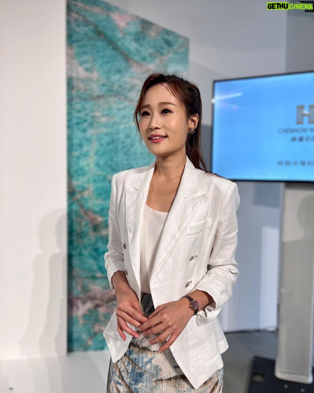 Gladys Lee Instagram - . #computex #開幕式 #全英主持 #新聞主播 #節目主持 #主持人 #雙語主持 #活動主持 #精品主持 #中英主持 #中英主持人 #英文主持人 #直播 #直播主持人 #開幕主持 #論壇主持 #春酒主持 #記者會主持 #記者會 #晚宴主持 #host #bilingualhost