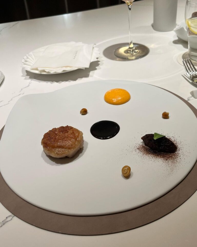 Gladys Lee Instagram - Savor the taste of Italian twist with every bite at @frassi_tw by chef @iacopofrassi. The sweetbread ( last photo ) was just amazing. Thank you for the wonderful night. #FineDining #taipeifood #gastronomy #gourmet #frassi Frassi