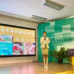 Gladys Lee Instagram - 謝謝 #台東慢食節 邀請，把12年來首屆 #台東慢食國際論壇 的主持重任交給我，排除萬難也要直飛台東共襄盛舉🥂 回憶2015年飛義大利採訪米蘭世博會，當年就在園區採訪了慢食運動館，既然都到了慢食運動發源地自然大有看頭，從植生、布展、概念到活動編排，把一種生活型態的倡議推展的相當全面，回望台東十多年來的努力，在 #津和堂 帶領之下，台東慢食節早已是口碑之選；推動改變和升級往往需要時間，有開始就不嫌晚！ Throw back to @slowfoodtaitung @slowfood_international . #台東 #台東美食 #開幕式 #全英主持 #新聞主播 #節目主持 #主持人 #雙語主持 #活動主持 #精品主持 #中英主持 #中英主持人 #英文主持人 #直播 #直播主持人 #開幕主持 #論壇主持 #春酒主持 #記者會主持 #記者會 #晚宴主持 #host #bilingualhost