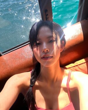 Go Eun-young Instagram - #바쁘다 #바빠 #현대사회 #행복 #주말 그래도 여름 사진을 뒤적이며 행복해하는 중 헤헤
얼마 전에 #유튜브 에 #나트랑 #여행 영상 업로드 했지요~ 헤헤 #많관부 ~
.
.
#여름 #summer #selfie #셀피 #셀카 #여자모델 #바다 #youtube