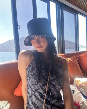Go Eun-young Instagram - #바쁘다 #바빠 #현대사회 #행복 #주말 그래도 여름 사진을 뒤적이며 행복해하는 중 헤헤
얼마 전에 #유튜브 에 #나트랑 #여행 영상 업로드 했지요~ 헤헤 #많관부 ~
.
.
#여름 #summer #selfie #셀피 #셀카 #여자모델 #바다 #youtube