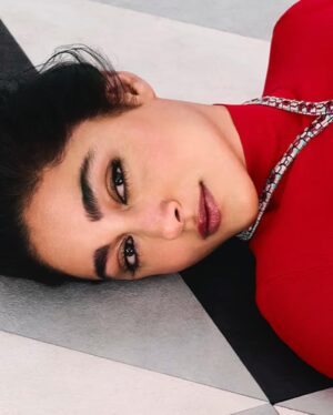 Golshifteh Farahani Instagram - #levoyagerecommencé