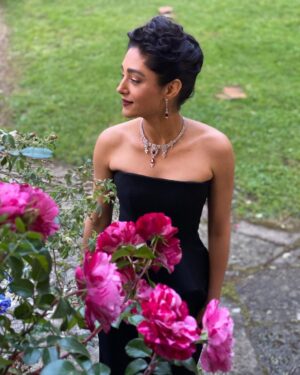 Golshifteh Farahani Instagram - Les milles et une nuits avec @cartier #levoyagerecommencé