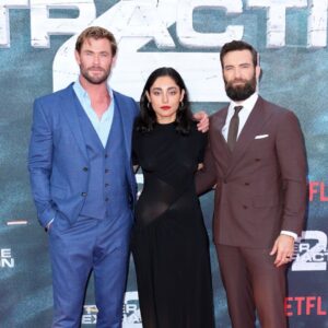 Golshifteh Farahani Instagram - The journey of #extraction2 for @netflix was an absolute joy with @chrishemsworth @samhargrave @olgakurylenkoofficial thank you.