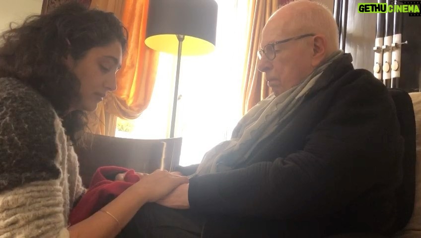Golshifteh Farahani Instagram - The spine of theater is broken with your departure the one and only dearest #peterbrook . La Colonne vertébrale du théâtre est casser avec ton départ. Mon cher #peterbrook كمر تئاتر با رفتنِ تو شكست پيترِ عزيزم