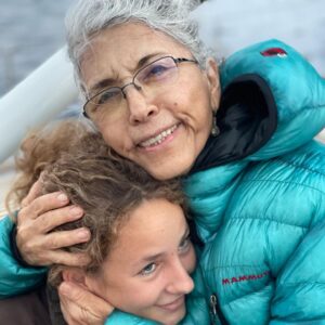 Golshifteh Farahani Instagram - Your arms always around me, Around us, around everyone around you. You are the Mother of not just us but many. Happy birthday @fahimeh_rahimnia همه ما راه در آغوشِ گرفتى، نه فقط ما، كه تمامِ اطرافيانِ دور و نزديك، گفت حتى رهگذرهاى خيابان از مهرِ تو بى نصيب نماندند. مامانم، اى تو همه خوبى تولدت مبارك.