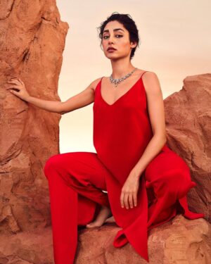 Golshifteh Farahani Instagram - #levoyagerecommencé