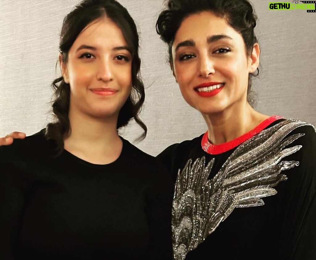 Golshifteh Farahani Instagram - Showered with love by this exceptional reunion with some of the most incredible men and women of my country of origin Iran. We were all gathered to celebrate the Nobel peace price for @narges_mohamadi_51 . And every single human who fights for freedom and equality in our world. Thank you @jostraube for some of these beautiful photos Thank you dear Daniella @agora.ibiza and @nidra__devi