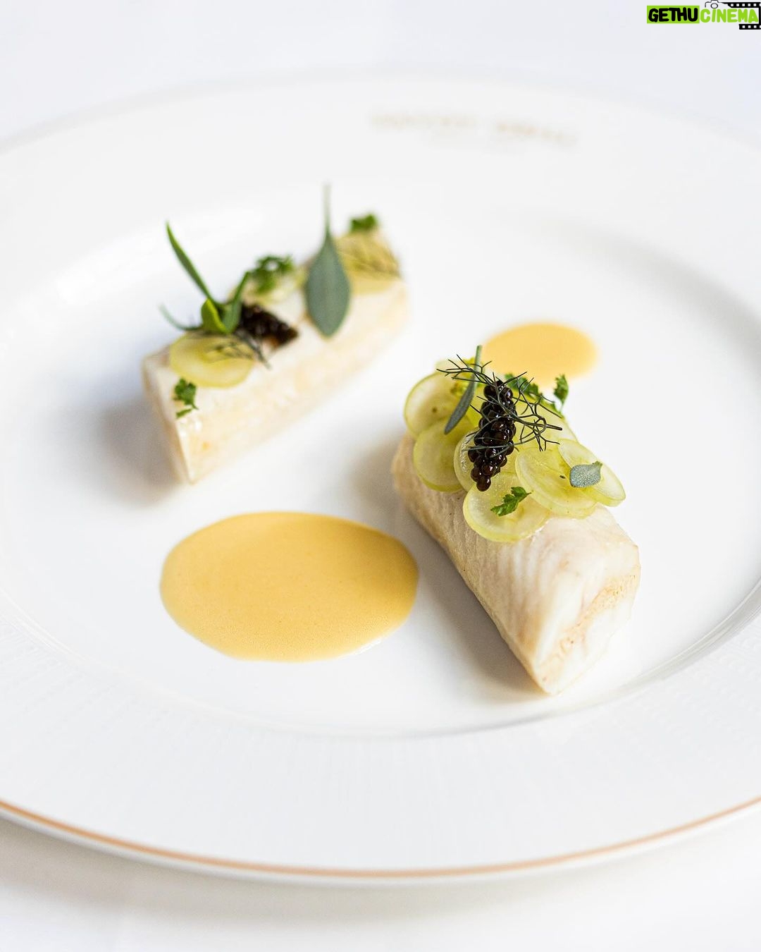 Gordon Ramsay Instagram - On the @savoygrillgordonramsay New Year’s Eve menu: fillet of beef Rossini, Carlingford oysters and Dover sole véronique ! Savoy Grill