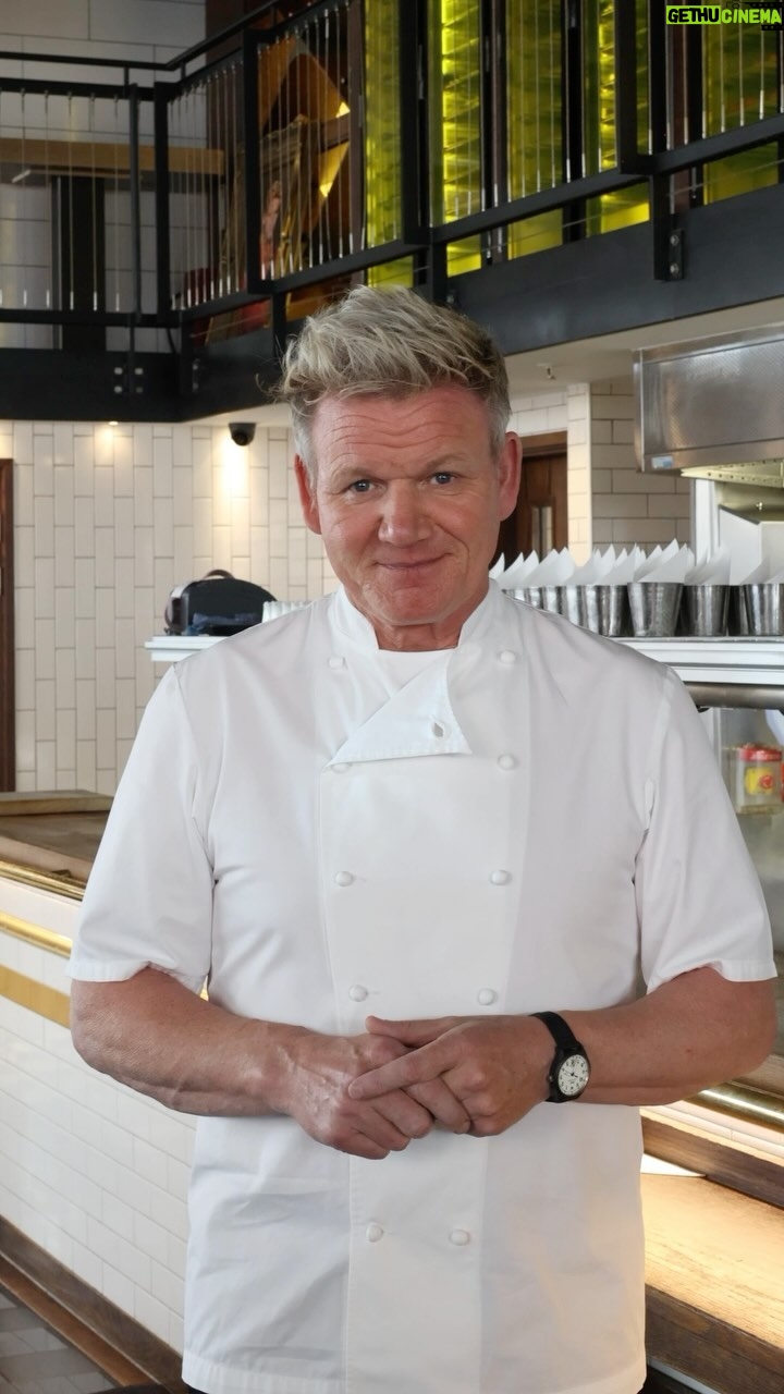 Gordon Ramsay - 45.7K Likes - Wishing you the Greatest Christmas Ever from all of us at @gordonramsayrestaurants - we can’t wait to celebrate with you today !! Gx