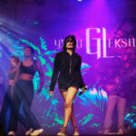 Gowry Lekshmi Instagram - 🌑 Pc: @eazim.aslam___ #GLlive #artistlife #violet #musician
