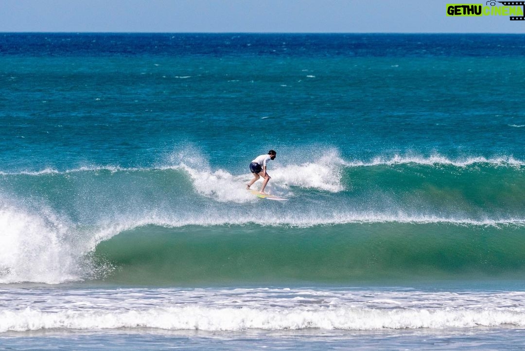 Grégory Fitoussi - 2.1K Likes - Ça commence à venir… #offshore #costarica #santateresa #surf #puravida