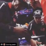 Grégory Fitoussi Instagram - Just before last round... #boxing #floydmayweather #fatherandson #champion #goat @floydmayweather
