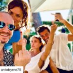 Grégory Fitoussi Instagram – Such lovely friends!… #holidays #friends #summertime @antobyrne75 @annafriel @laurapresgurvic Saint-Tropez