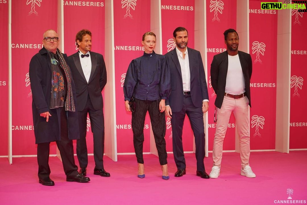 Grégory Fitoussi - 2.1K Likes - Merci cannes séries pour cette troisième invitation! Merci @hermes et @c_chanut pour l élégance! #cannesseries @makedreamshappenstudio #francetelevisions @studio_vigerie @gazettejuliette @instantsuspendus @neialiabieva @futur.mgmt @eleonore.heuze @agencefrenchlights @guillaume_musso @albin.lewi @camillejulienne