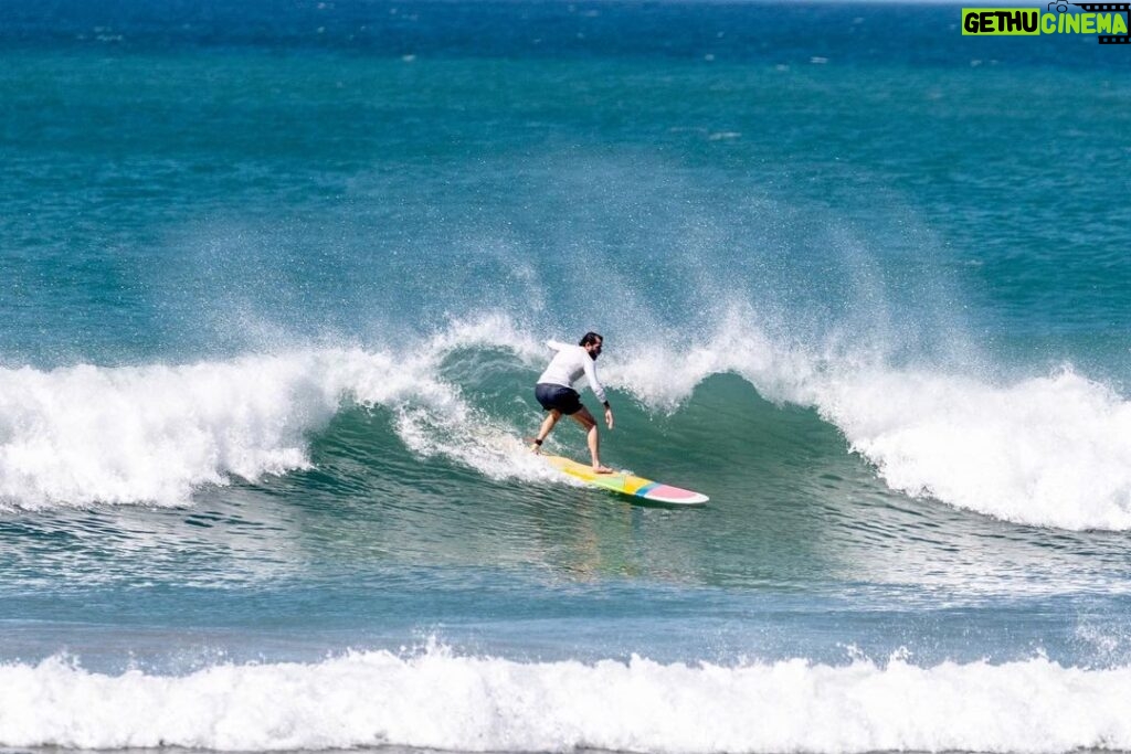 Grégory Fitoussi Instagram - Ça commence à venir… #offshore #costarica #santateresa #surf #puravida Playa Carmen, Santa Teresa Costa Rica