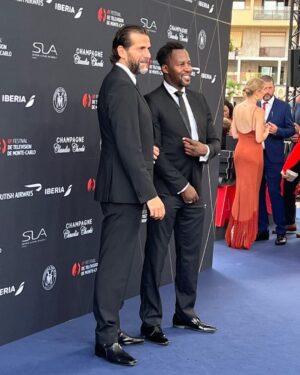 Grégory Fitoussi Instagram - Merci le @festivaltvmonte_carlo  On s est bien amusé!! @lanvinofficial @boucheron @tods @makedreamshappenstudio @mgmstudios @gettyimages #actor #festival #thereunion @eleonore.heuze @neialiabieva @agencefrenchlights @futur.mgmt