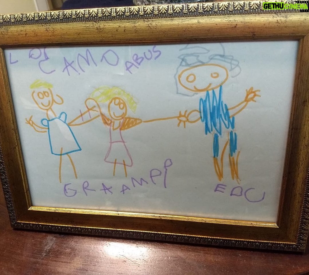 Graciela Pal - 0.9K Likes - El dibujo de mi nieta, en un marco como corresponde. Te amo AMPARO de mi alma ❤️