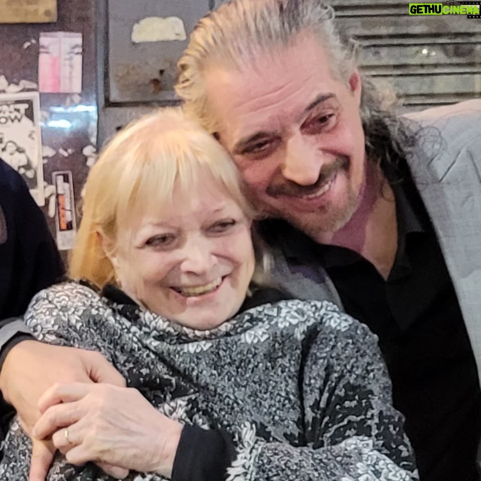 Graciela Pal Instagram - Que talento gitano @baldomerocadiz