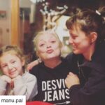 Graciela Pal Instagram - Las amo mis amores! 💕 #Repost @manu.pal with @get_repost ・・・ Una semana a puro festejo! #FelizCumple mamita! Ella nació el día de la primavera! 💐 y este año se casa la mismísima semana de su natalicio!!! Mucha jarana este año mujerrr!!! Feliz todo!!! @grapalok
