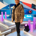 Graciela Pal Instagram – En #Intrusos gracias por recibirme con tanto cariño! Por cuidarme y permitir que me muestre tal cual soy! #Cabaret es un proyecto soñado! .
@mamyblueoficial gracias por el look América TV