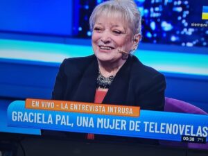 Graciela Pal Instagram - Una mujer de telenovelas! Me encantó el título 🙌🏼
