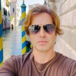 Greg Sestero Instagram - 🏈 An important message from the one and only @gregsestero...⁣ ⁣ Tickets are selling fast for our screening of 𝘛𝘩𝘦 𝘙𝘰𝘰𝘮 followed by a live Q&A with Greg Sestero so make sure you book soon to avoid missing out 🥄⁣ ⁣ 🕗 20.00 🗓️ Mon 09 Oct⁣ 🎟️ Available from the box office or through @picturehouses website/app. ⁣ #gregsestero #theroom #live #event #brighton #dukeofyorks #tommywisseau #film #movie #cinema #whatson #onenightonly Duke of York's Picturehouse