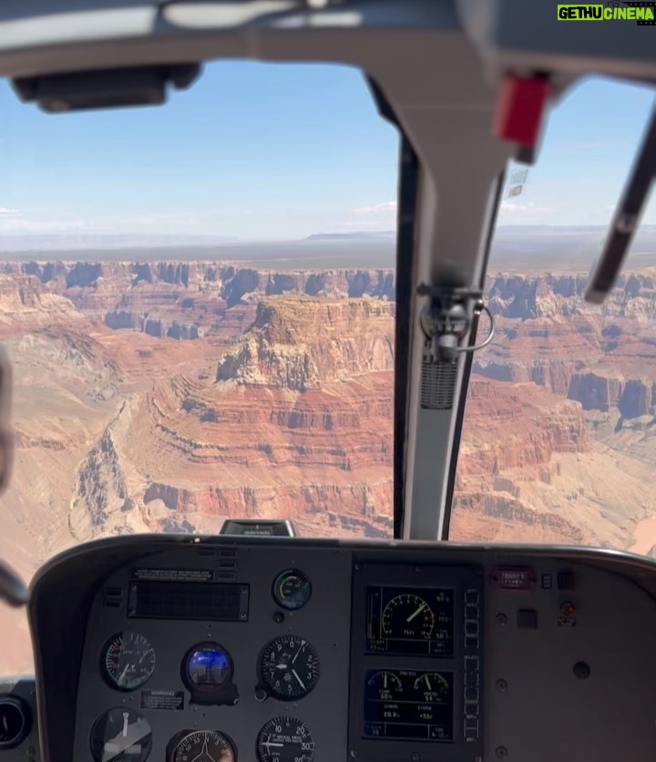 Greg Sestero Instagram - Once Upon a Time in the Southwest 🌄🚤🚁 Lake Powell, Utah