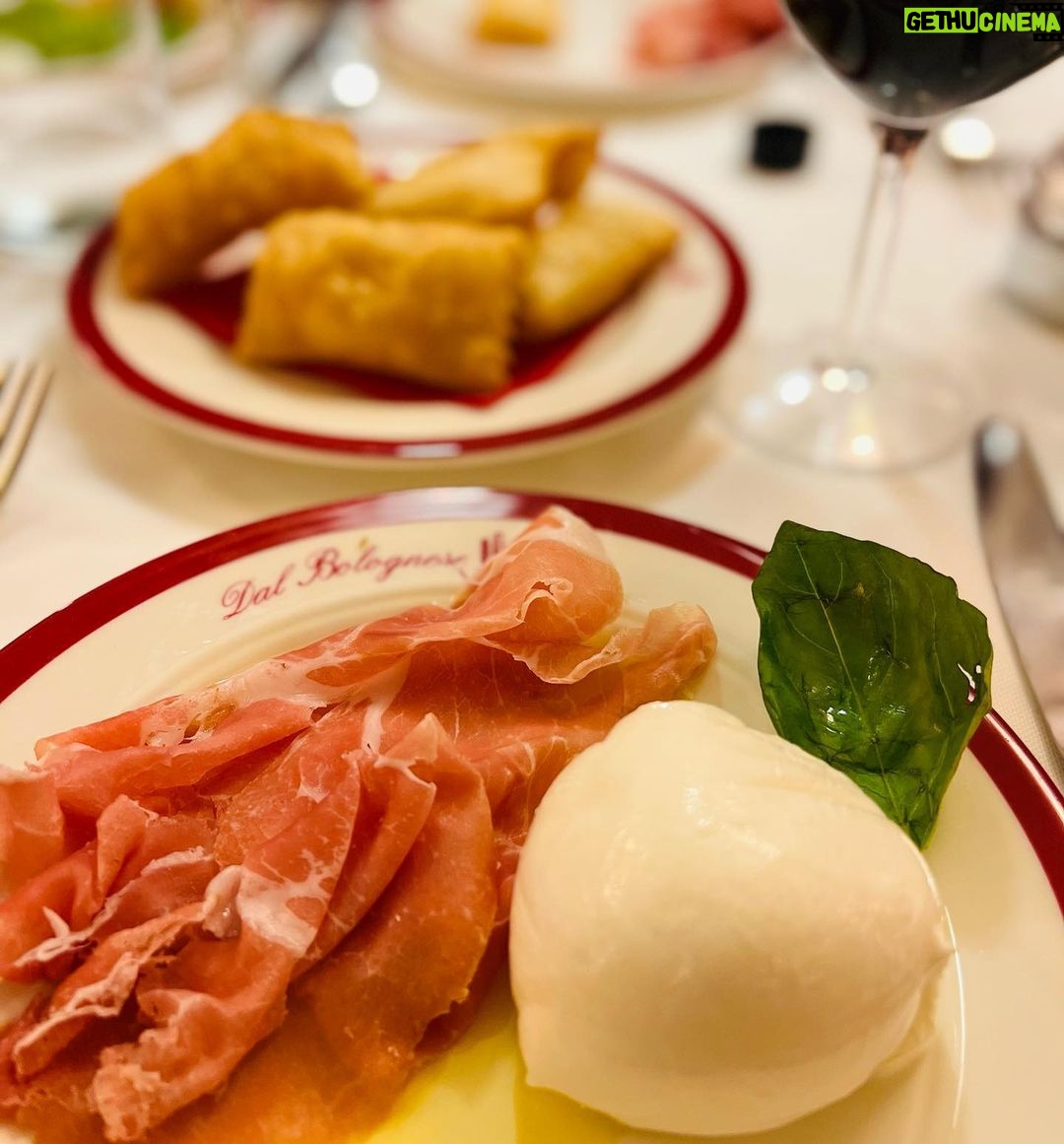 Greg Sestero Instagram - La Dolce Vita 🍝 🇮🇹 Grazie @cinematroisi #rome Rome, Italy
