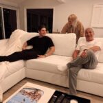 Gregg Sulkin Instagram - Thankful I got to see my parents for the first time since the Pandemic began 🙏 @lovesac #LoveSacFamily