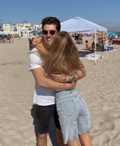 Gregg Sulkin Instagram - Second home 🇺🇸