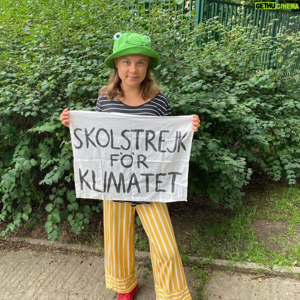 Greta Thunberg Instagram - Climate strike week 204. #FridaysForFuture #ClimateStrike