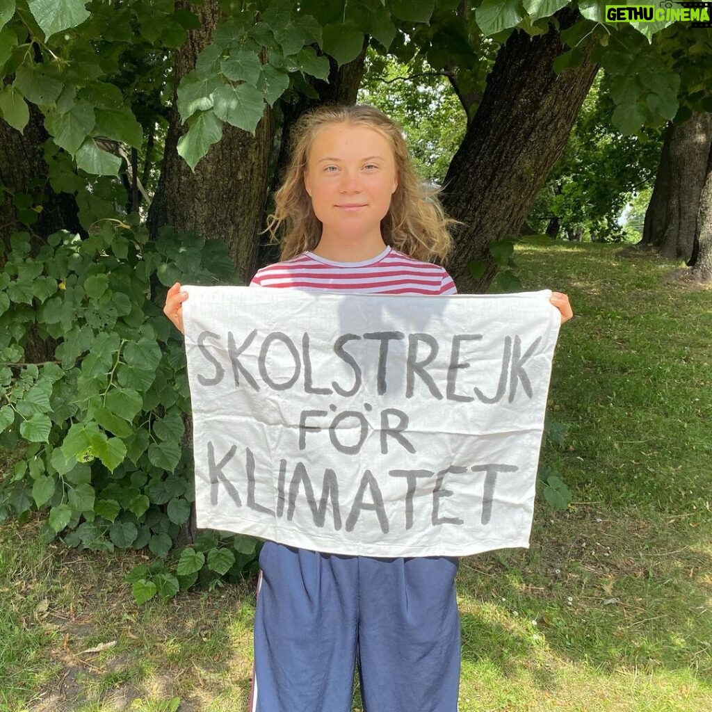 Greta Thunberg Instagram - Climate strike week 203. #FridaysForFuture #ClimateStrike