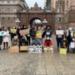 Greta Thunberg Instagram - School strike week 176. The climate crisis doesn’t go on holiday, so neither will we. #FridaysForFuture #ClimateStrike #UprootTheSystem Parliament House, Stockholm