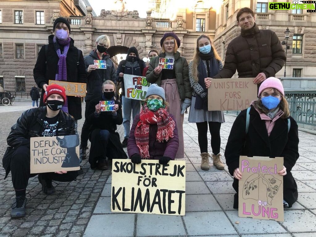 Greta Thunberg Instagram - School strike week 174. #FridaysForFuture #ClimateStrike #UprootTheSystem Parliament House, Stockholm