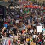 Greta Thunberg Instagram - More than 30 000 people joined the climate strike in Glasgow today! This is what people power looks like✊ #FridaysForFuture #UprootTheSystem 📸: PA Glasgow, United Kingdom