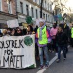 Greta Thunberg Instagram – School strike week 166. Global climate strike in Stockholm! 
#UprootTheSystem #FridaysForFuture #ClimateStrike Stockholm, Sweden
